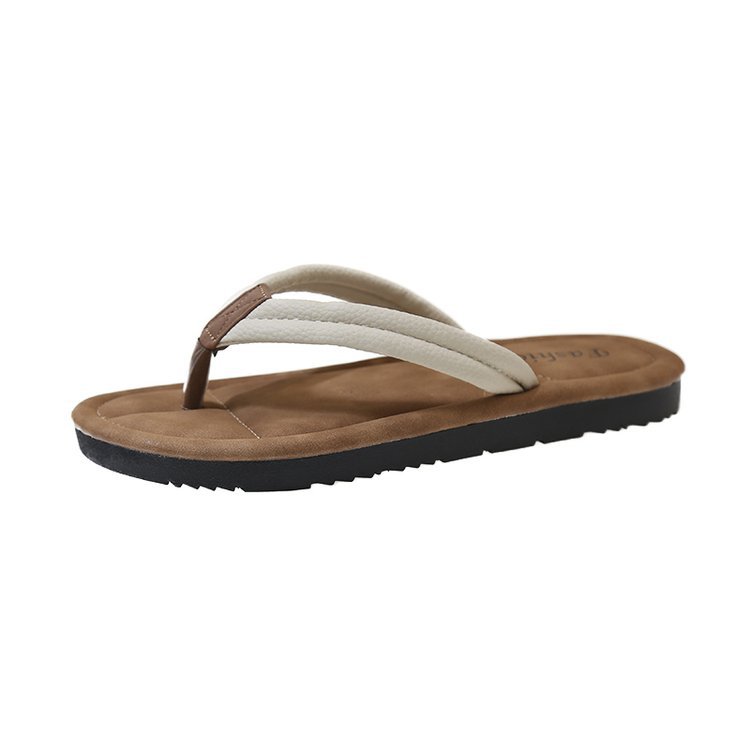 Women 2025 summer new sandals large size slippers niche fashion flat high sense of flip-flops French evening style pinch toe flip-flops