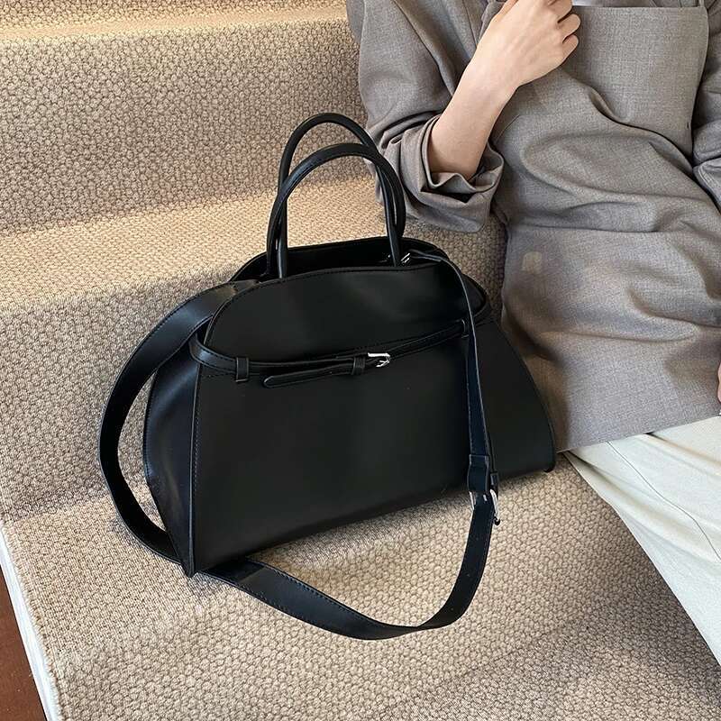 2025 New Fashionable Women's Large Handbag with Solid Color and Large Capacity Shopping Shoulder Bag 2025 Latest Designer Handbag5
