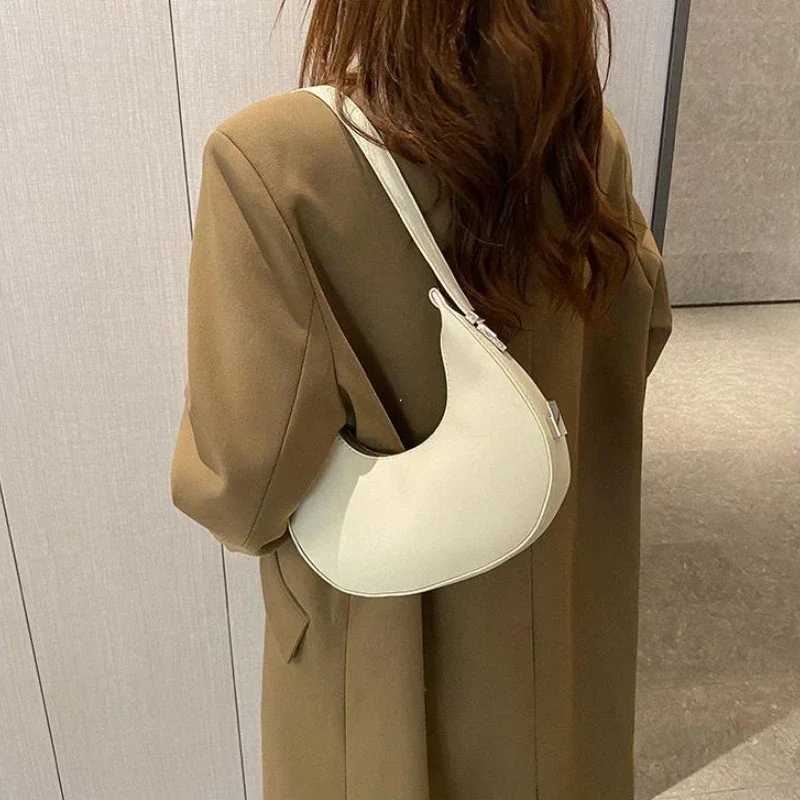 Fashion luxury design PU leather shoulder bag womens small clutch handbag wallet womens underwear bag travel handbagT25041122