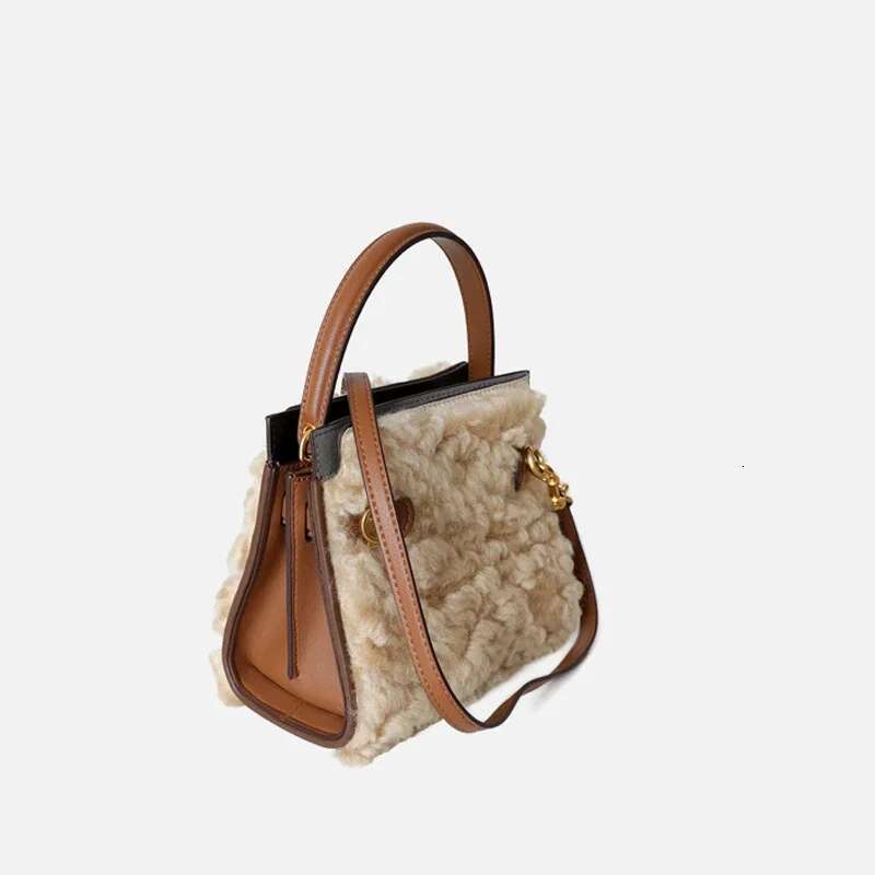Women's Bags 2025 Winter Fashion Designer Women Handbag Fluffy Wool Fur Tote Lambswool Real Leather Flap Small Female Shoulder Bag Kakhi