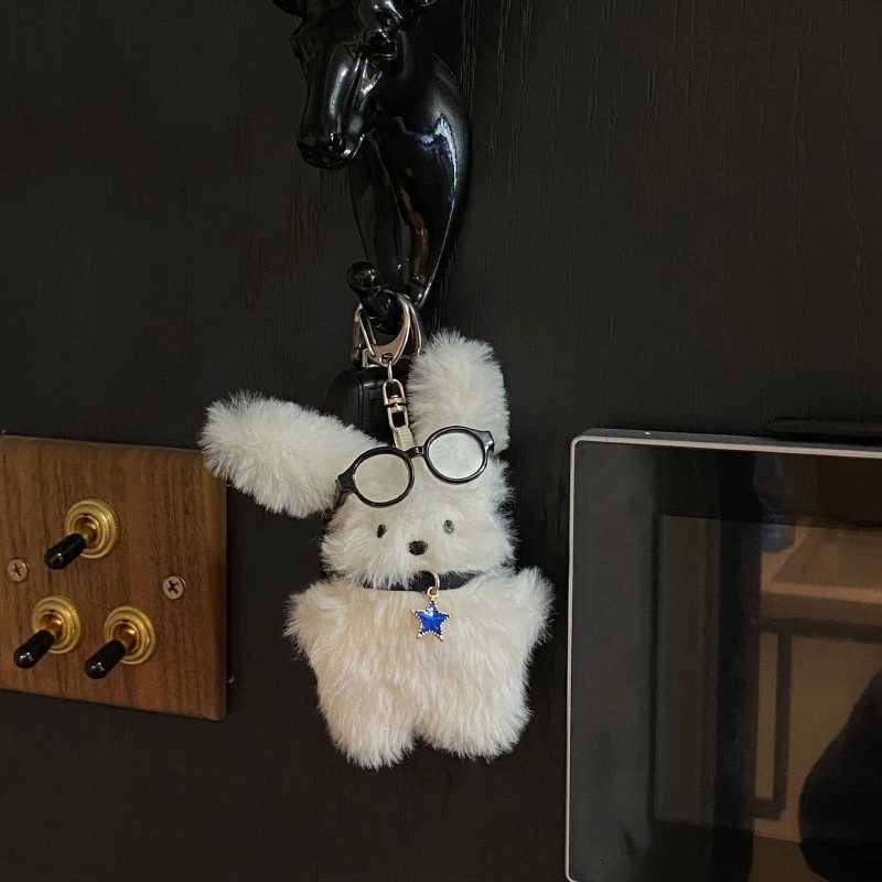 1 cute plush rabbit doll keychain ring womens keychain bag charming toy car keychain ring party gift small gift W250411