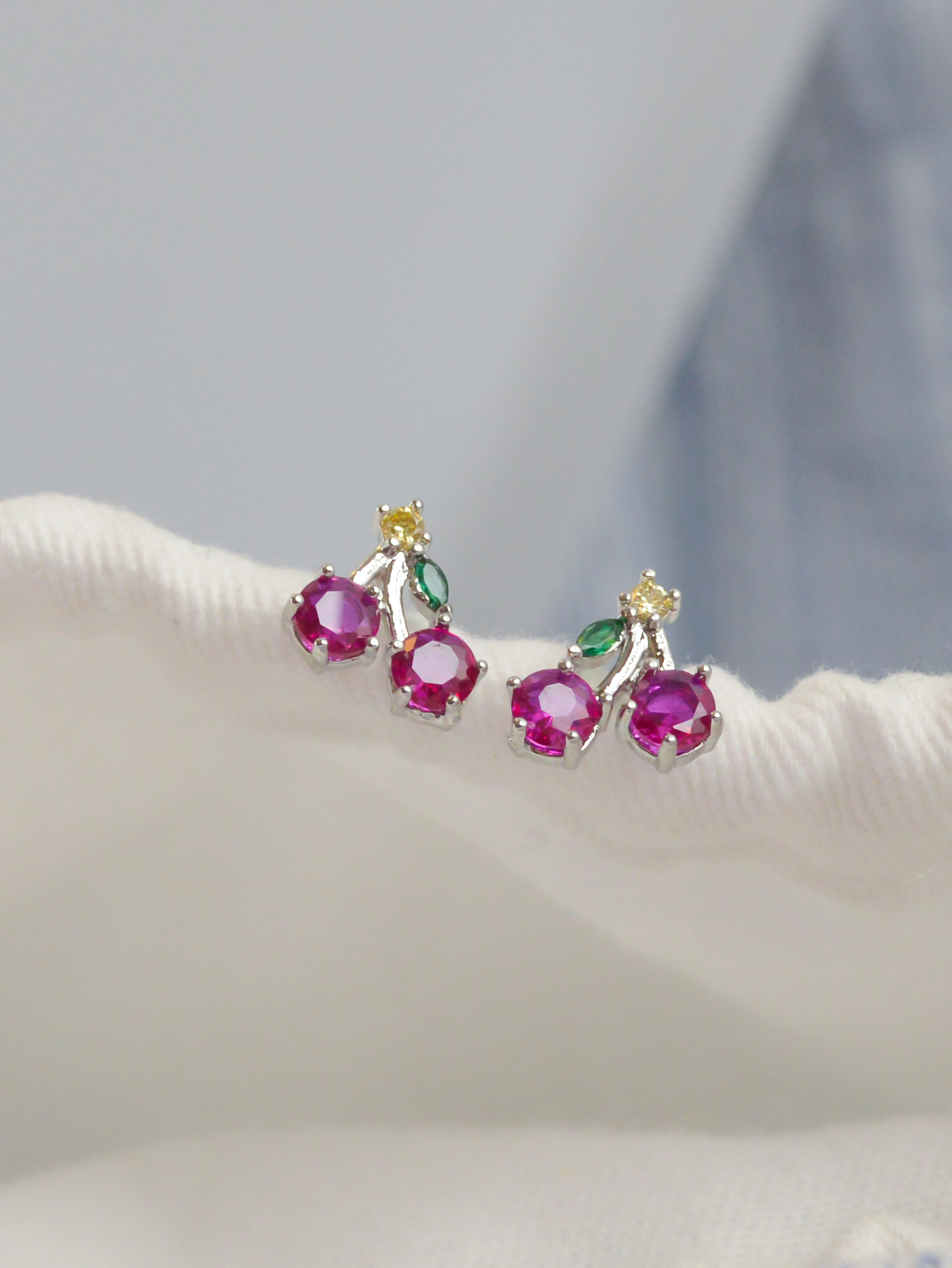 Elegant Women's Copper-Plated Imitation Gold Earrings - Bright & Durable Color