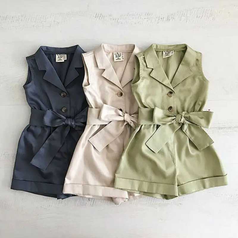 Fashion childrens baby girl clothing sleeveless bow waist game set summer sunshine full set childrens clothingXJ250410