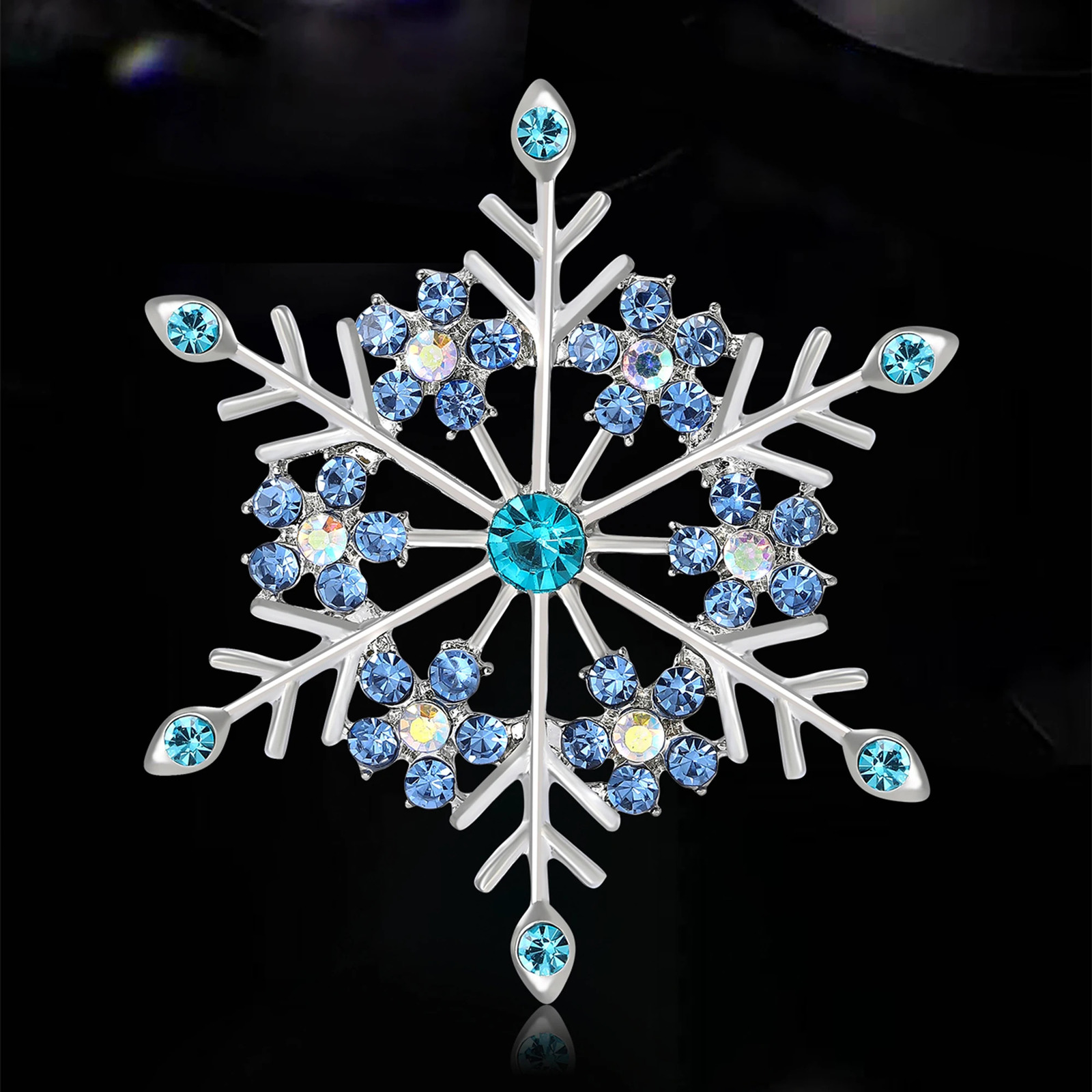 Christmas Snowflake Brooch for Women Pearl Ice Crystal Pins Event Party Year Gifts Decoration Clothes Accessories 251103