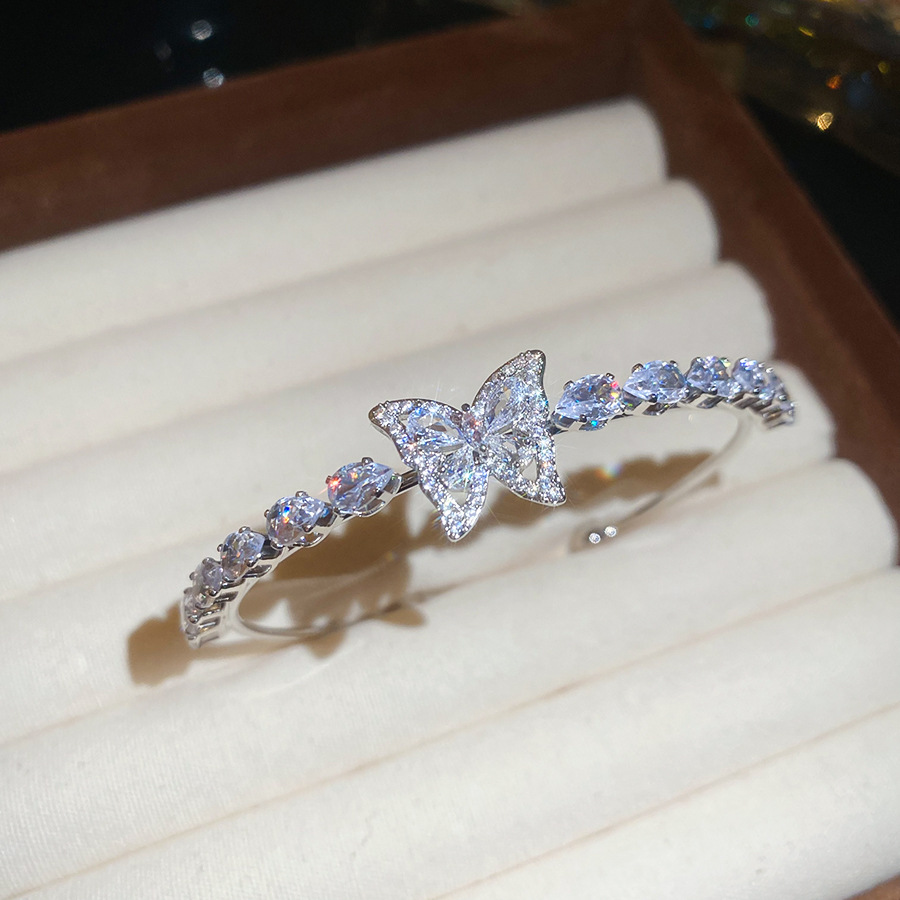 Zircon Butterfly Open Light Luxury High-end Niche Bracelet Retro Exquisite Versatile Elegant Jewelry Wholesale for Women - view 8