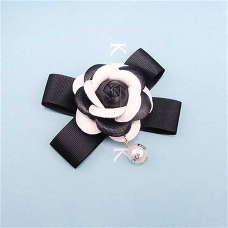 Luxury Camellia Handmade Pearl Bowknot Diy Hair Accessories Corsage Collar Flower Clothing Ladies Bag Keychain Mobile Phone Case Chain Y251111