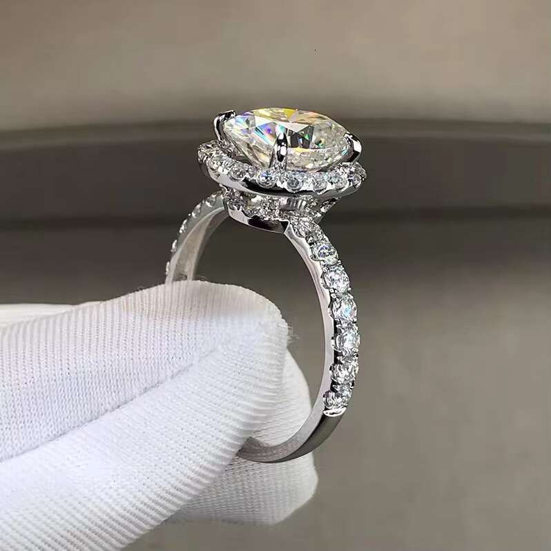 Custom Classic 18K Solid Gold With 2-4ct Oval Cut Forever Moissanite Diamond Ring Jewelry Woman