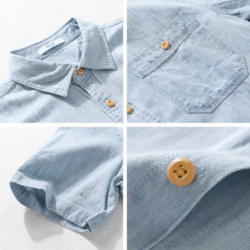 Light and Thin Summer Short-sleeved Denim Shirt for Men Casual and Breathable Sweat-wicking Suitable for Daily Commuting K251110