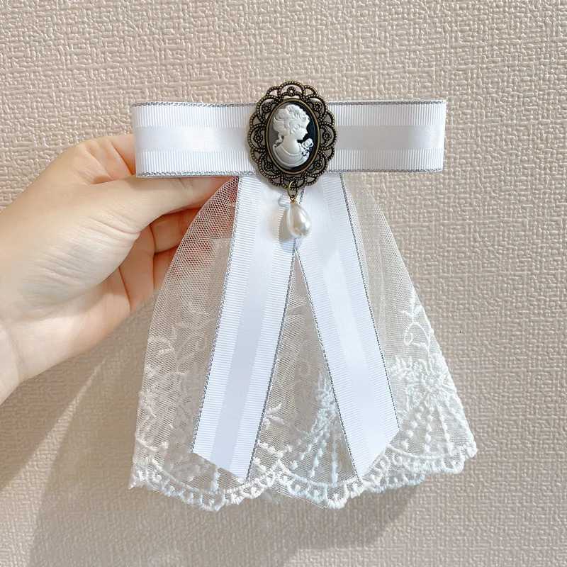 Luxury Retro Fabric Lace Bow Tie Brooch Pins for Women Beauty Head Pearl Ribbon Bowknot Brooches Shirt Collar Pin Fashion Jewelry Gifts Y251111