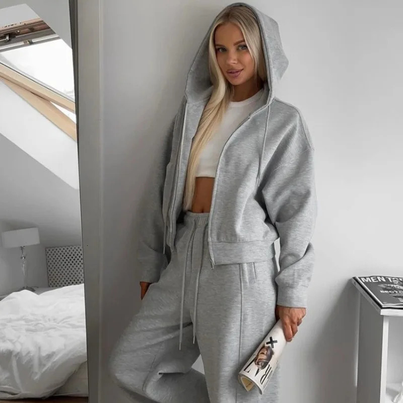 Womens Autumn Tracksuit Casual Two-Piece Set with Zipper Hooded Top And Yellow Pants Gary Sports Suit 251106