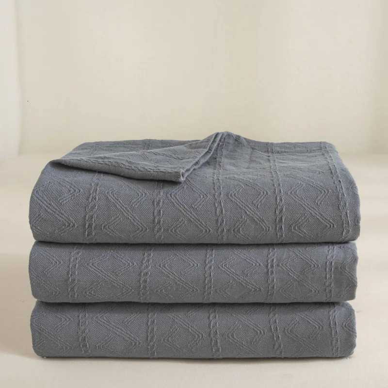 2025 new solid color simplicity cotton towel quilt pure cotton summer towel blanket nap air conditioner blanket C251111