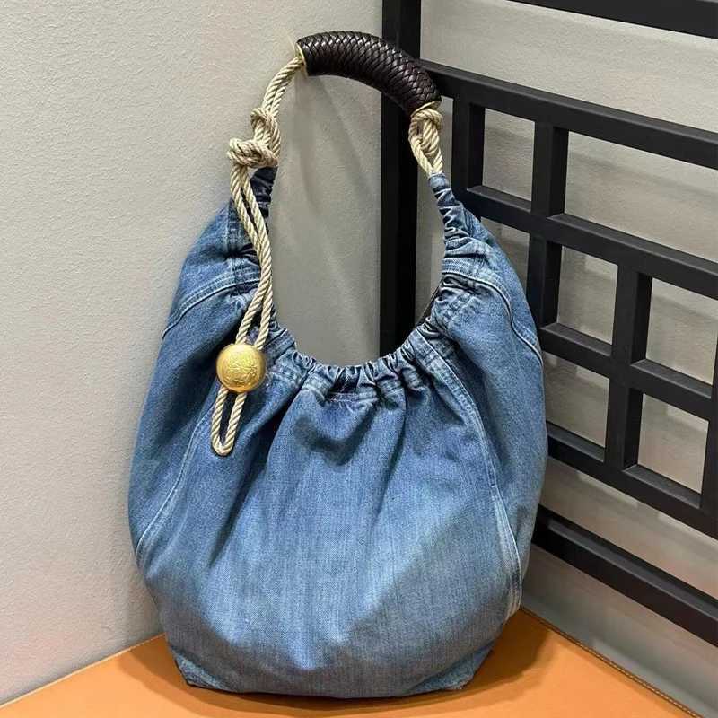 Drawstring Bucket Bags For Women Luxury Designer Handbags Purses 2024 New In Fashion Denim Large Capacity Pleated Shoulder ToteC250412