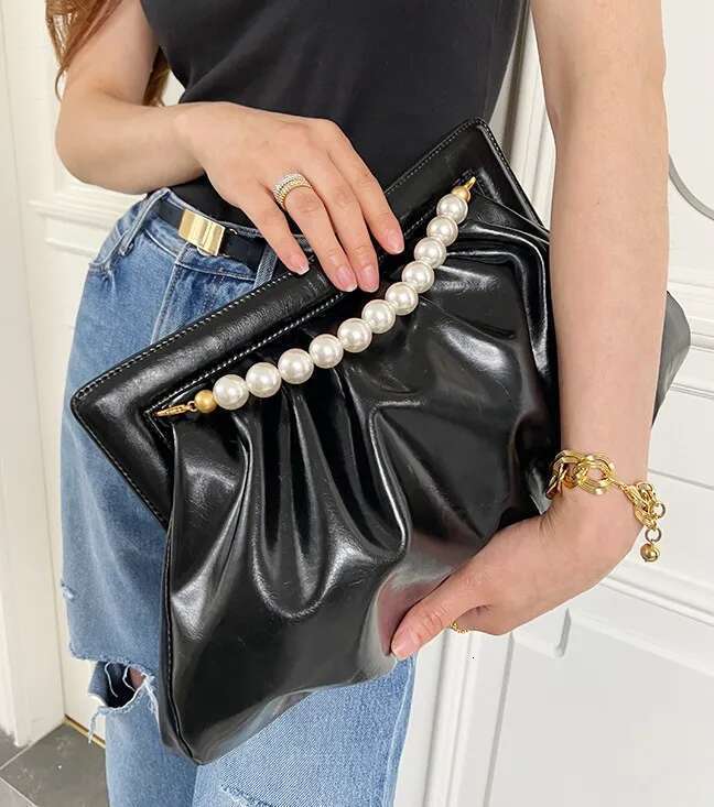 Fashion Folds women Clutches Pearl chain design Lady Handbag Python Banquet Envelope Evening Bag Ladies Clutch Purses bolsas