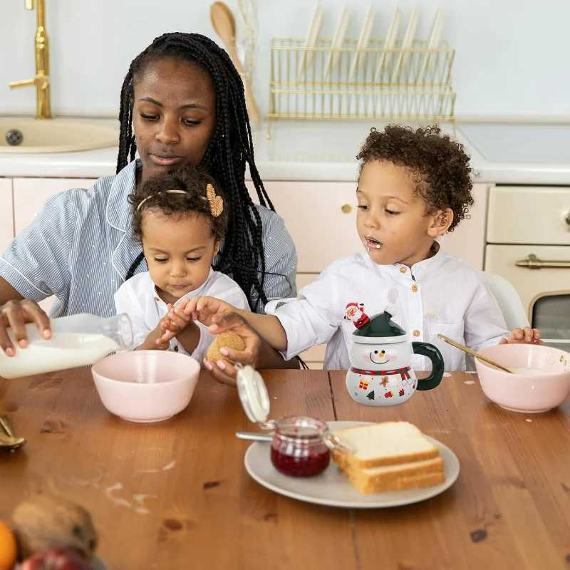 Christmas Snowman Mugs with Lid Porcelain Christmas Coffee Mugs with Spoon for Coffee Hot Chocolate - Christmas Ceramic Cute Drinkware Y251112