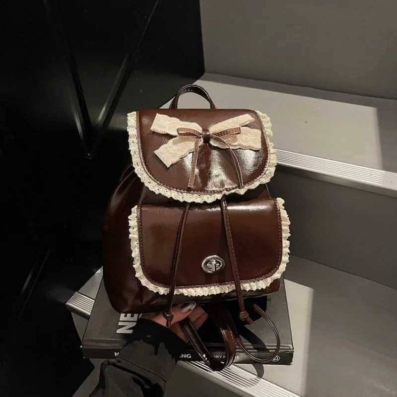 Classic Tote Bag Handbag For Ladies High-Quality Leather Popular Style Featuring Sturdy Handles And CapacityW251111