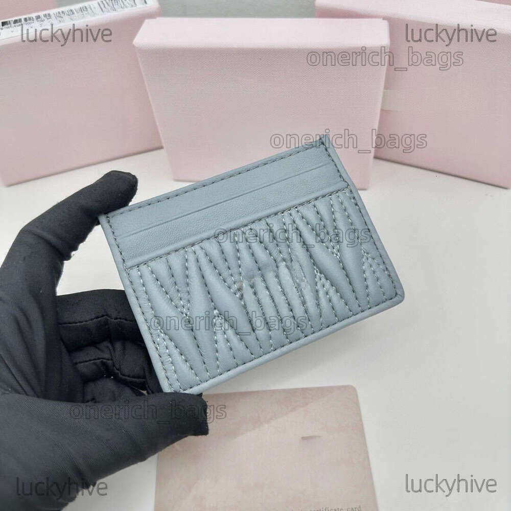 Card Holder Pink Coin Purses Miuly Miuly Designer Wallet Cardholder Mens Womens Card Holders Key Pouch Girls Passport Mini Pleated Lipstick Leather Chain Bag 0D4