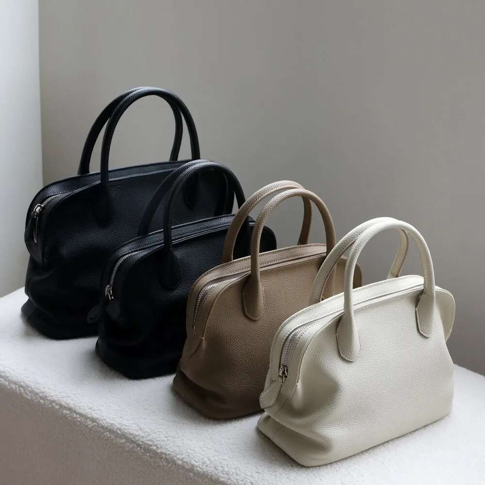 Designer Bag VOAETEC 2025 Simple Soft First Layer Cowhide High Texture Large Capacity Leather Tote Commuter Portable Shell Women's Bag