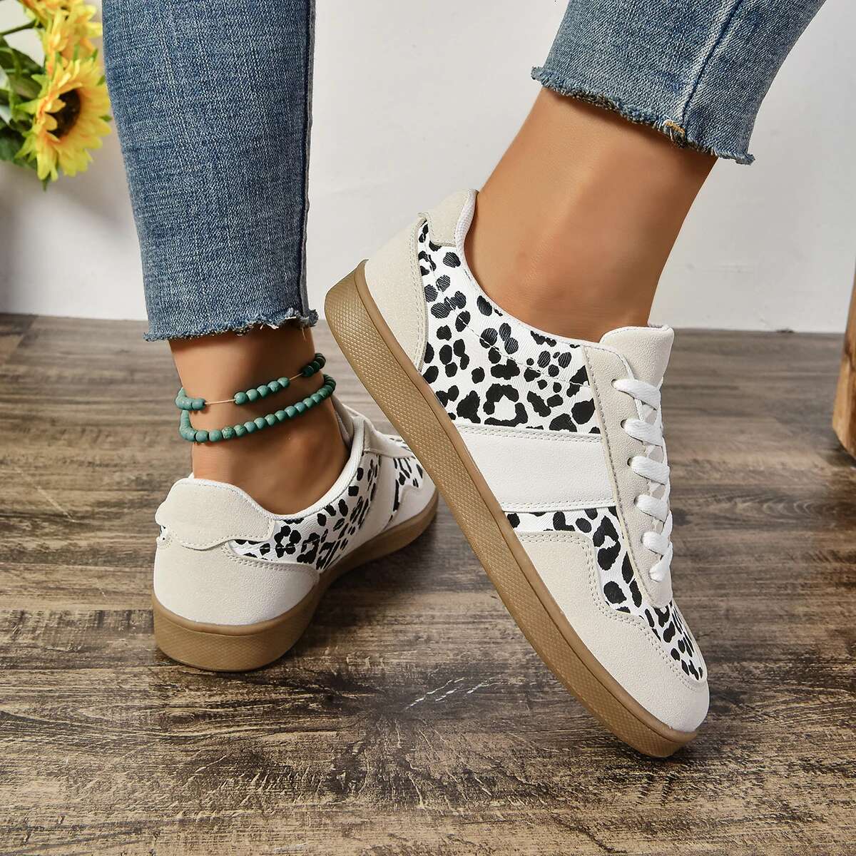 2025 New Classic Outdoor Designer Fashion Sports Shoes Casual Women's