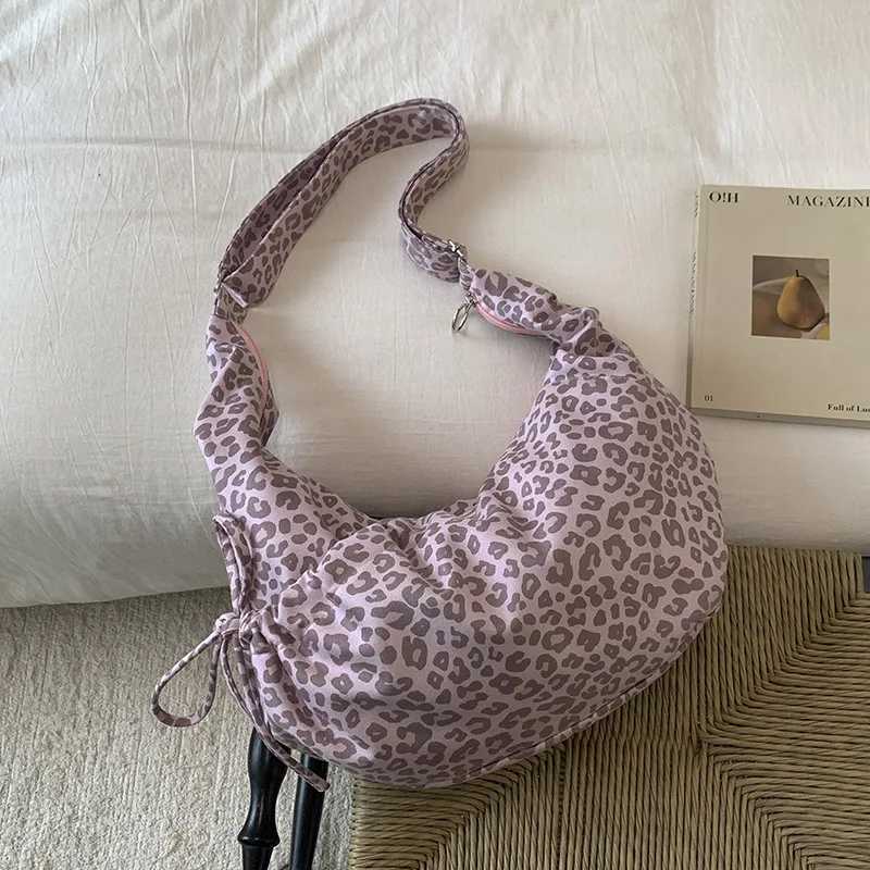 LEFTSIDE Big Cloth Leopard Hobo Bag for Women Shopper Shopping Shoulder Bags 2025 Winter Designer Luxury Brand Simple HandbagsT2511112