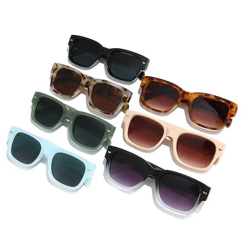 SO EI Vintage Square Jelly Color Rivets Men Sunglasses Fashion Gradient Shades UV400 Women Luxury Sun Glasses Z250411