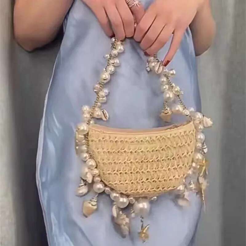 New Pearl Conch Grass Woven Handheld Beach Vacation Women's Pursecell Phone Bag