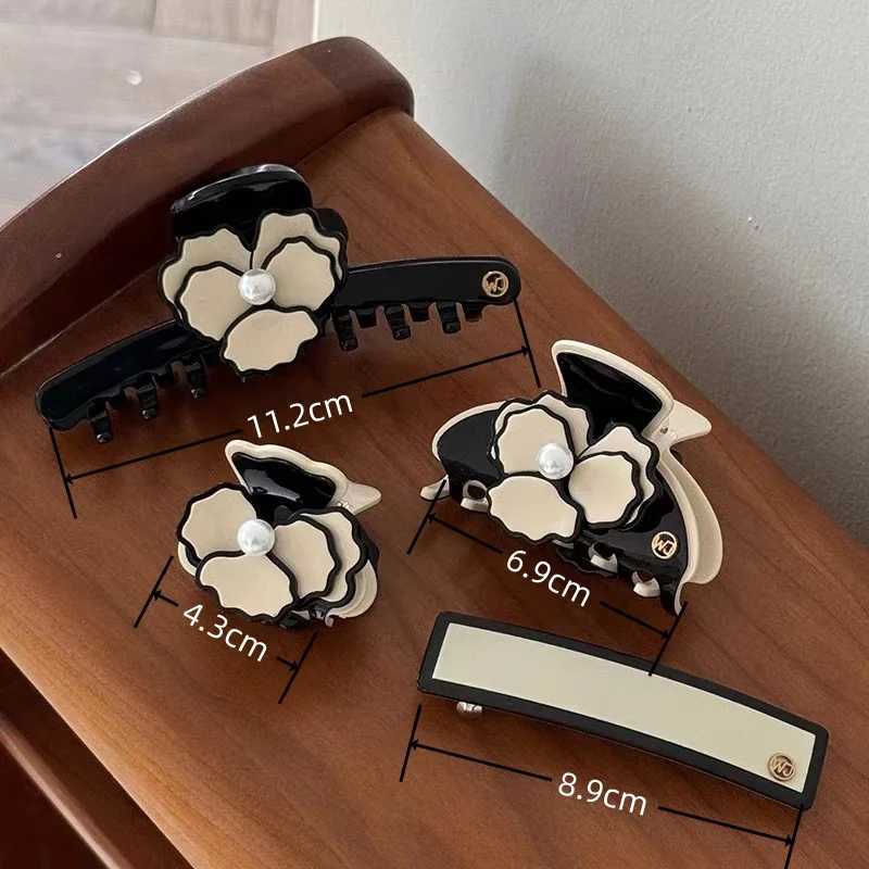Acetic acid hair claw clip flower Camilla shaped hair clip for girls and women hair accessories Y2504012