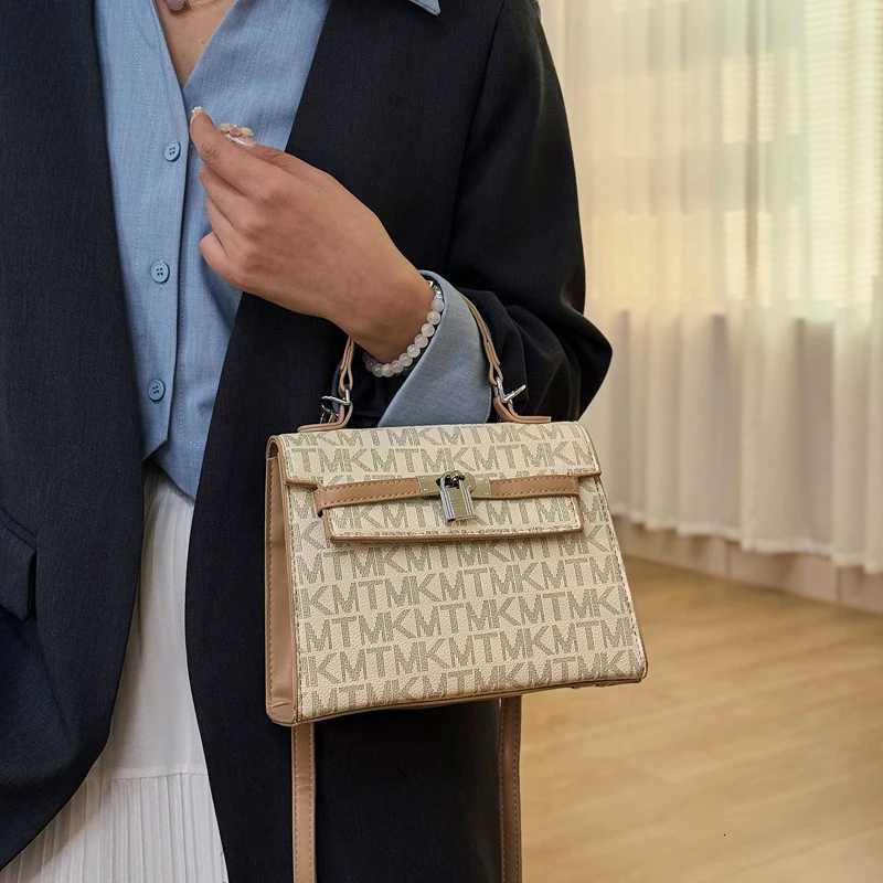 Elegant Designer Messenger Bag For Women Luxury Leather Crossbody Shoulder Handbag Ladies Tote PurseW251111