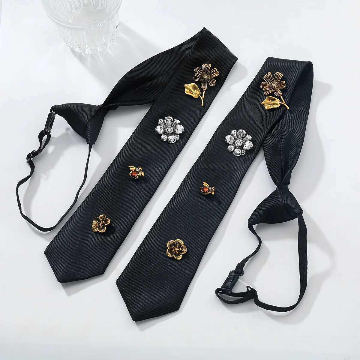 ZAA Charm Rhinestone Flower Insect Tie Womens NecklaceW251111