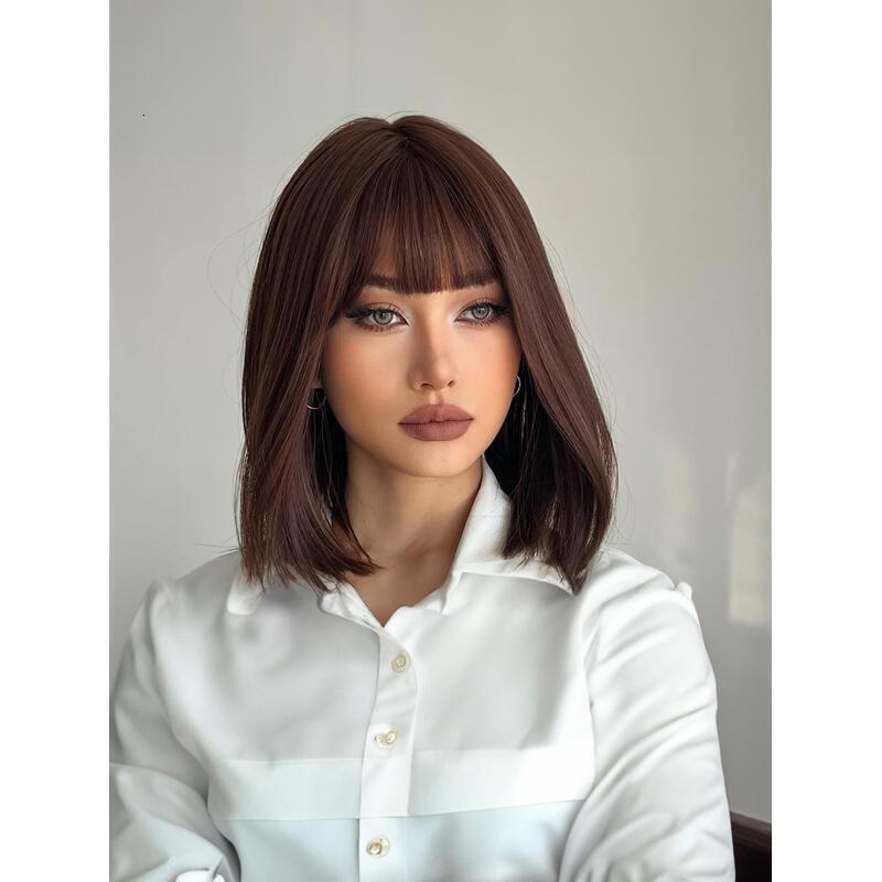 Shoulder-Length Layered With Bangs -14 Inch Peek-a-boo Color Black Mix Brown Mid-Length Wavy For en brown Women, Heat Resistant Synthetic Hair Replace