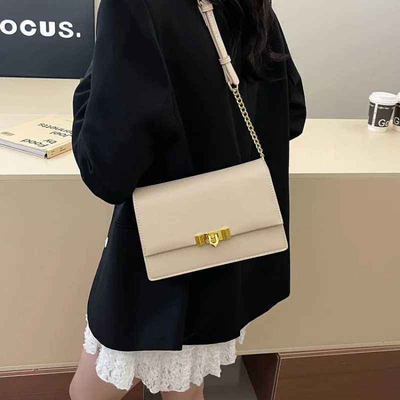 Elegant Leather Womens Tote Bag High-End Luxury Brand Trendy Design Casual Daily Vintage Commuter BagW251111