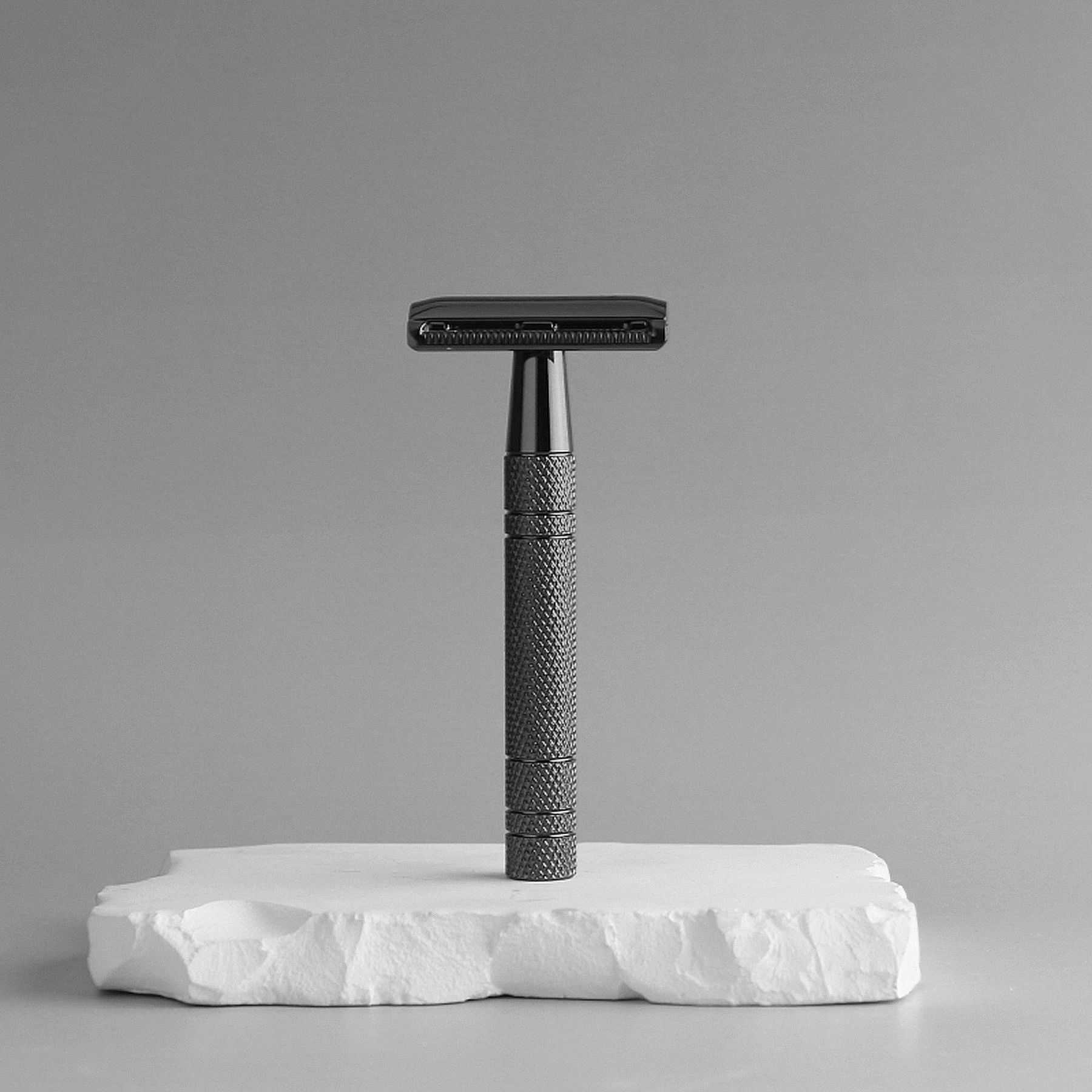 Old-fashioned shaving razor, beard scraper, manual hair removal tool, men's double-sided blade set, retro style set L251112