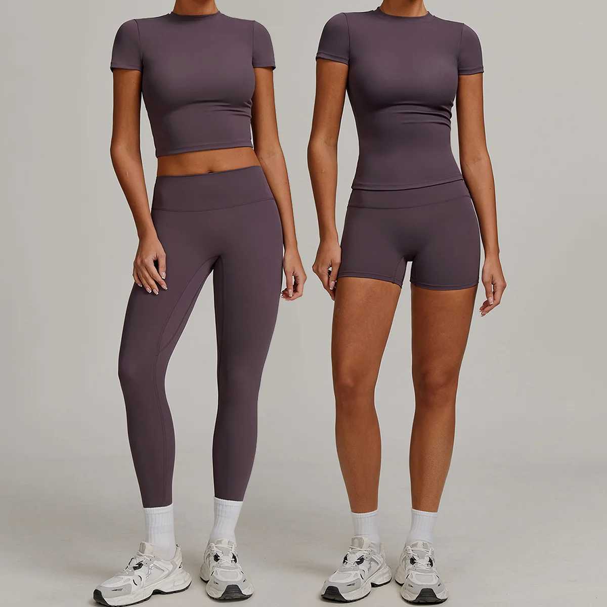 Womens Sportswear Yoga Set 2PCS Tracksuit Running Workout Sports Gym Legging Fitness Athletic Wear Short-sleeved shorts suit J251112