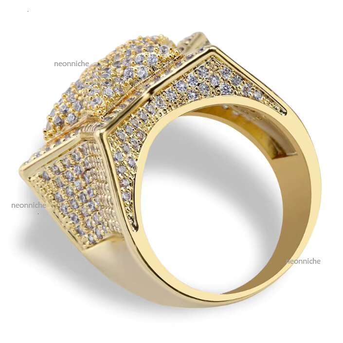 Hot Sale HipHop Fashion Jewelry Custom VVS Iced Out Dia Ring Star Shape Yellow Gold GRA Moissanite Rings for Men