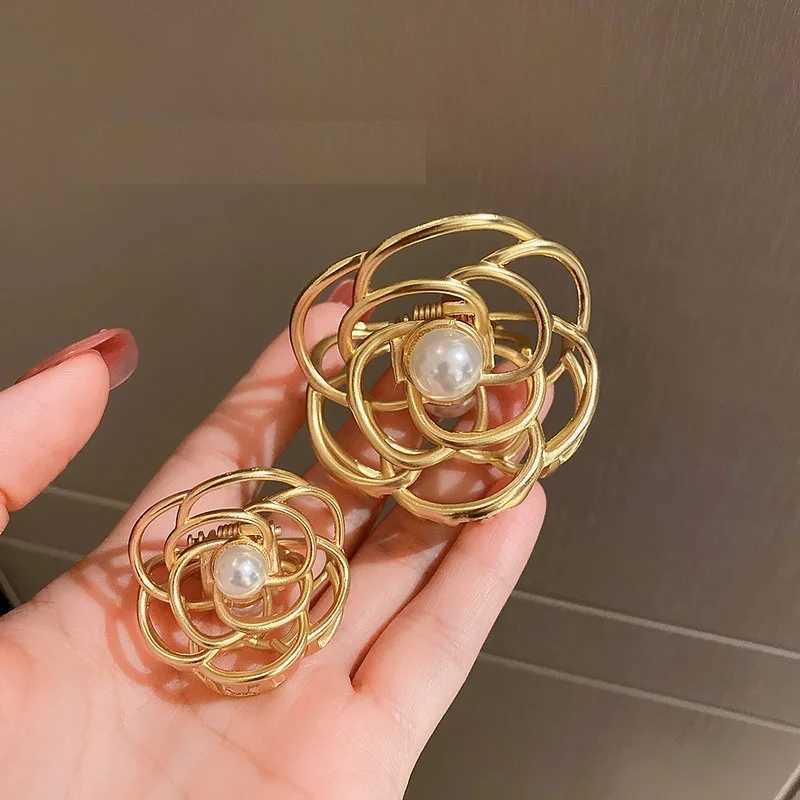 Luxury Jewelry Camellia Crab Hair Clip Womens Party Hair Clip Girls Hair Clip Accessories Y2504012