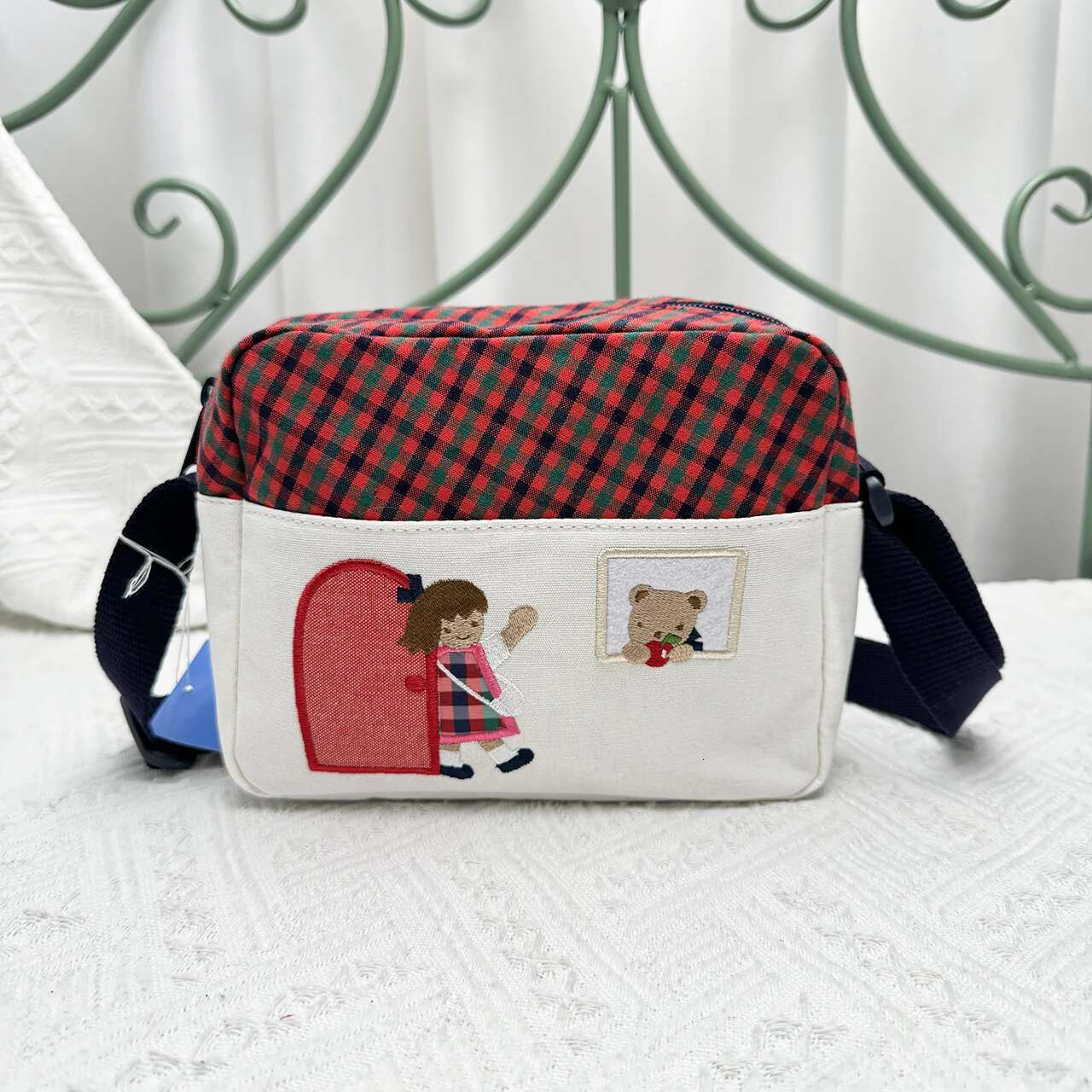 Cute Cartoon Women Small Square Casual Embroidery Single Shoulder Crossbody Bag Tote 560135