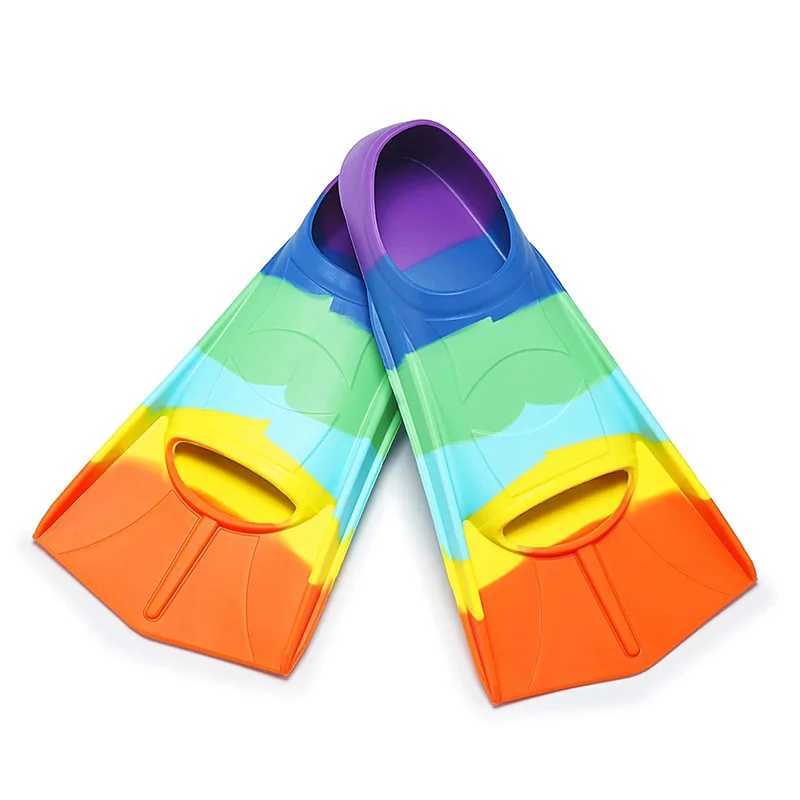 Comfortable silicone swimming fins for children and adults are suitable for beginners in swimming and are an ideal choice for training water activitie