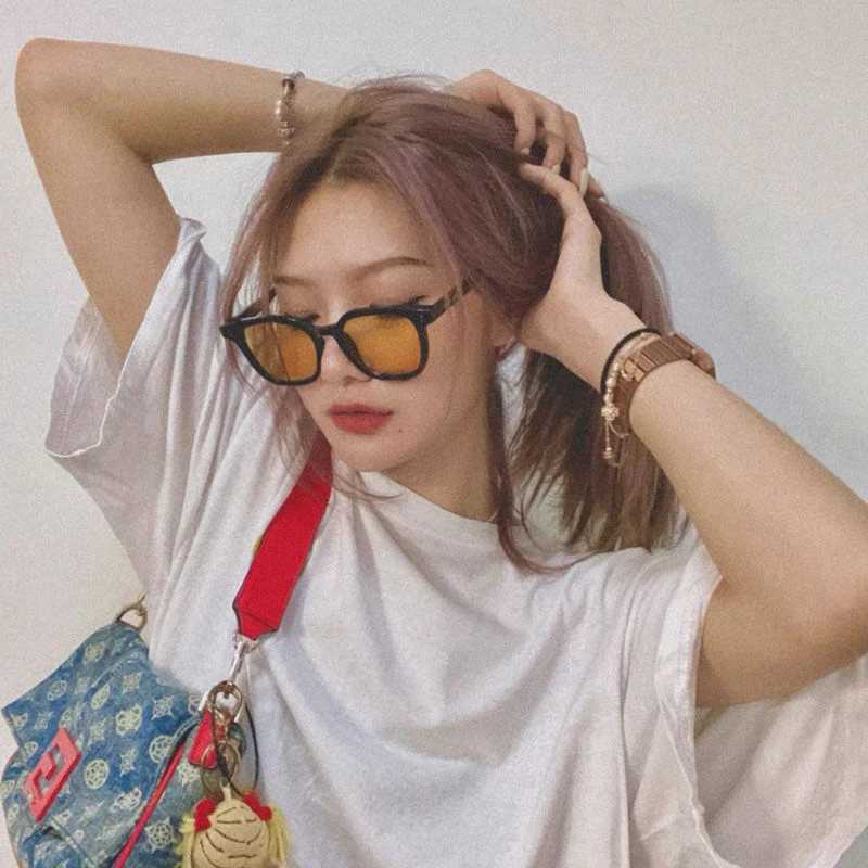 High-Quality Square Men Women Sunglasses Fashion New Meter Nail Hip Hop Sun Glasses Retro Sunglasses for female male Z250411