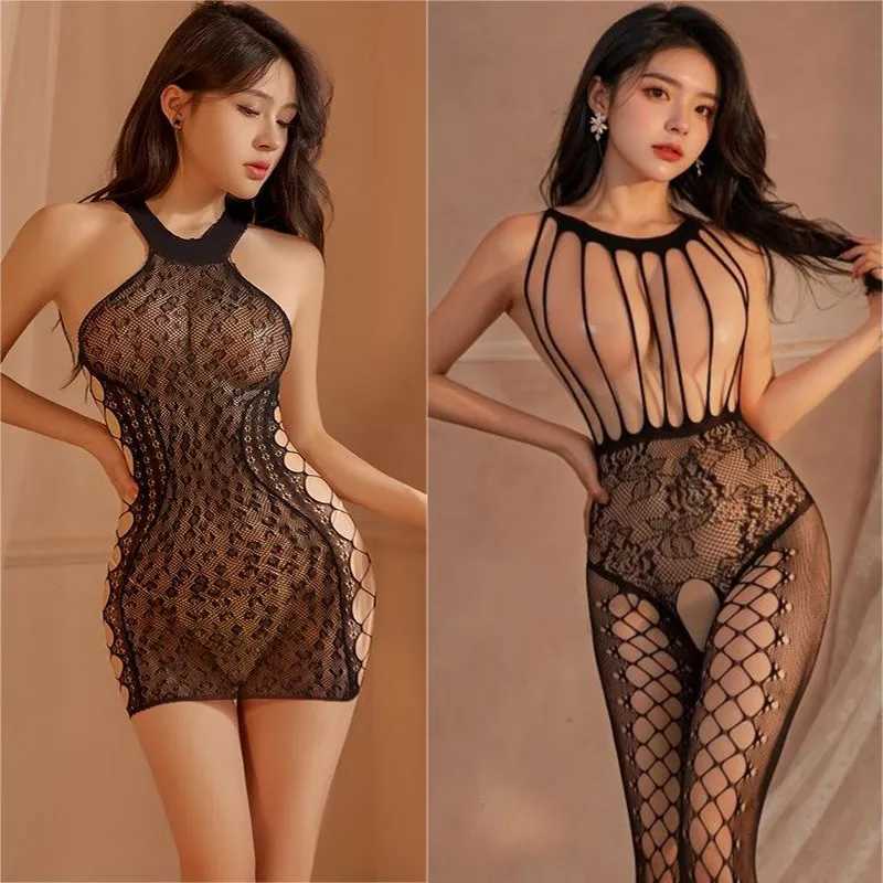 Wholesale pantyhose and mesh socks used for sex sexiness womens underwear fishnet restraint sex bodysuits stretch open crotch bodysuits W250412