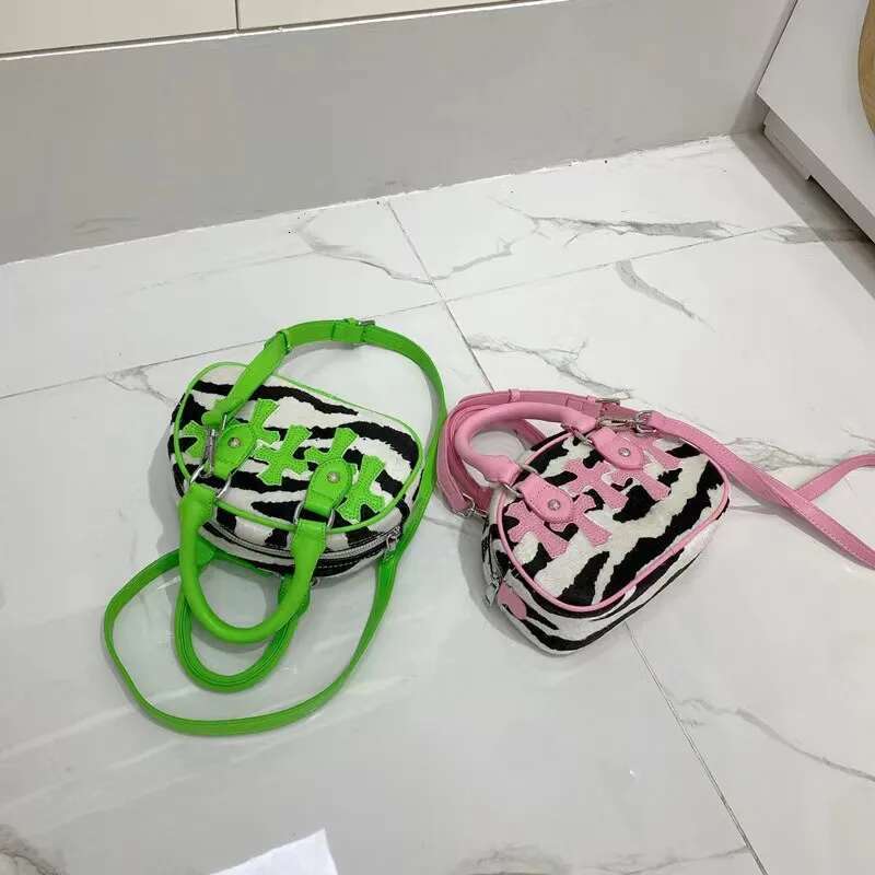Niche Design Fashionable Versatile Pillow Ball Autumn And Winter Trendy Zebra Print Fur Small Cute Bag
