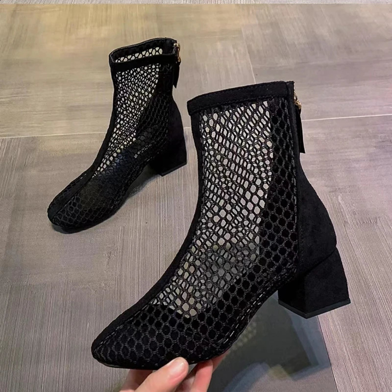 2025 Large Size Fashionable Sports Sexy Mesh Hollow Boots Solid Color Square Thick Heel Summer Casual Sandals 250411