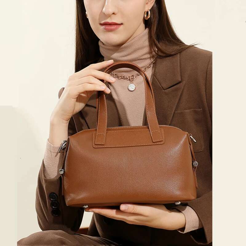 Designer Bag Toptrends Cowhide Genuine Leather Pillow Shoulder Bags For Women New 2025 Designer Crossbody Satchel Tote Ladies Handbags