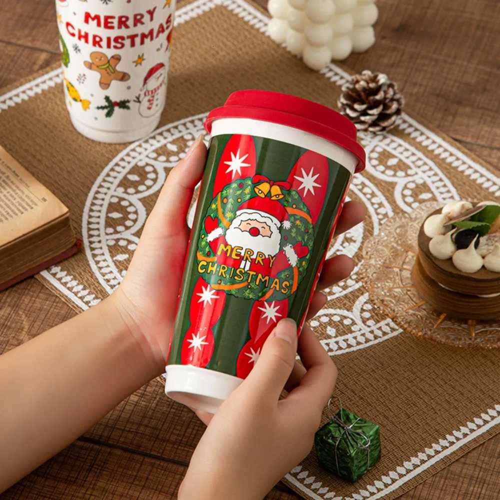 Christmas Christmas Ceramic Mug Coffee Cup with Silicone Lid and Gift Box Latte Mug 580ml Here Comes Santa Claus Gifts for Kids Mom Lovers Y251112