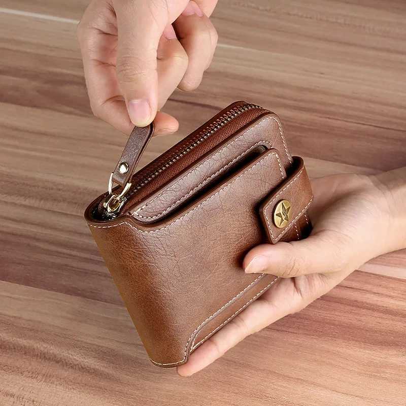 Mens Pu Leather Small Wallet with Short Horizontal Zipper Coin Pocket and Three Fold Cardcase Wallet Z250411