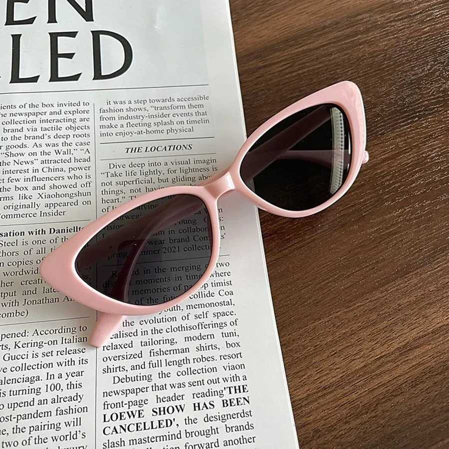 2024 Vintage Cat Eye Women Sunglasses Vintage Small Frame Sun Glasses for Men Luxury Brand Design Outdoor Eyewear UV400 Z250411