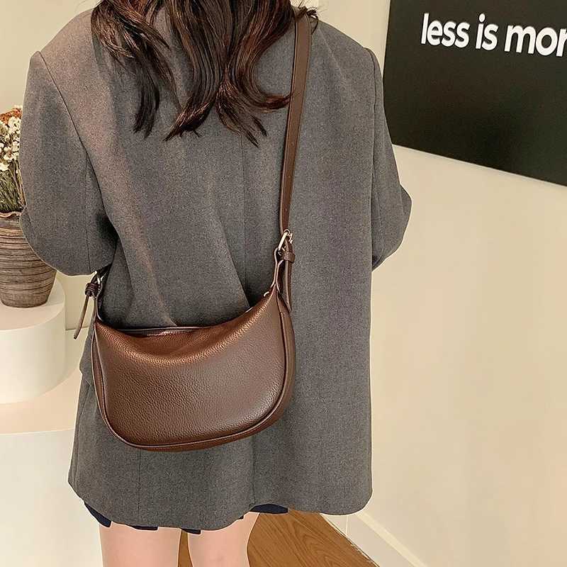 Luxury Brand Famous Designer Leather Handbag For Elegant Ladies With Classic Crossbody Bag Option Stylish And DurableW251111
