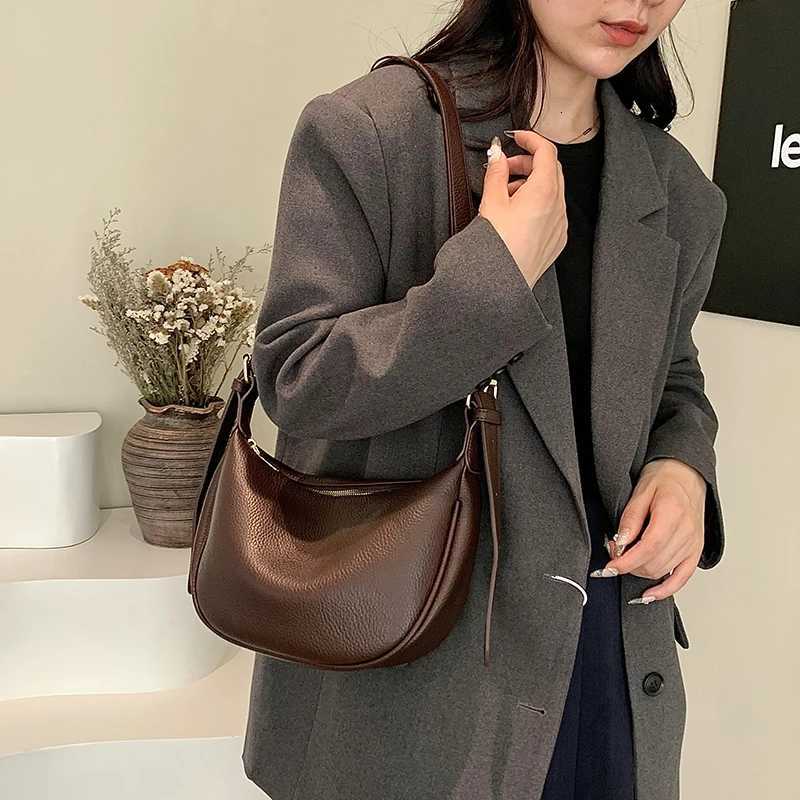 Luxury Brand Famous Designer Leather Handbag For Elegant Ladies With Classic Crossbody Bag Option Stylish And DurableW251111