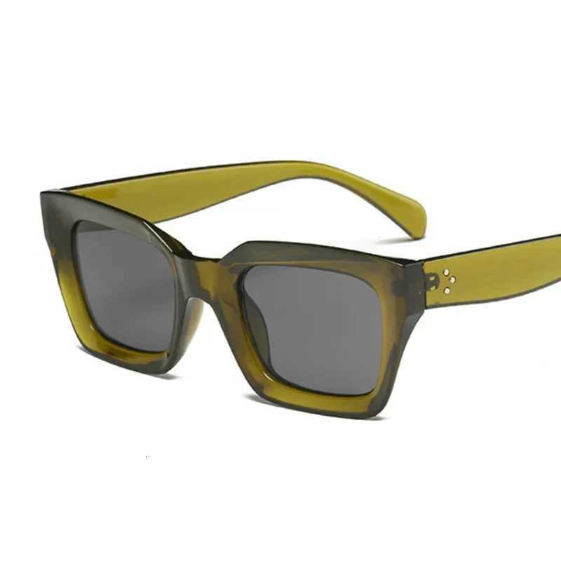 Fashion Thick Frame Square Sunglasses Woman Brand Design Vintage Mirrored Oversized New Cat Eye Sun Glasses Female Shades Z250411