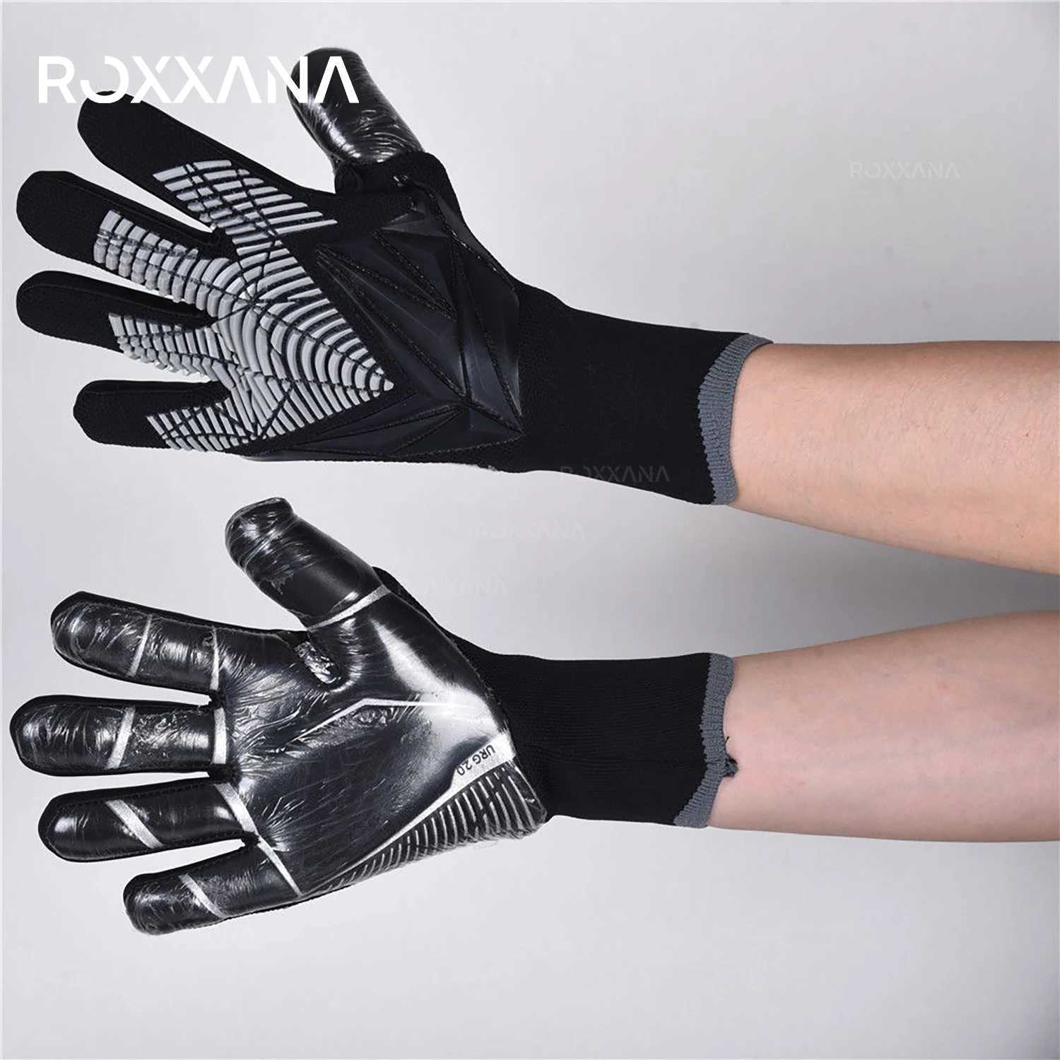 ROXXANA Football Equipment New Football Goalkeeper Gloves for Boys Training Equipment Thickened Latex Finger ProtectionXJ250412