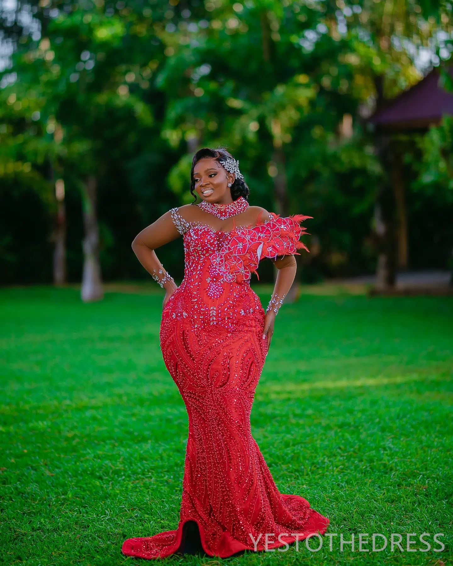 2025 Plus Size Red Prom Dress Mermaid Prom Dresses Evening Formal Gowns For Special Occasions High Neck Beaded Lace Birthday Second Reception Gowns AM