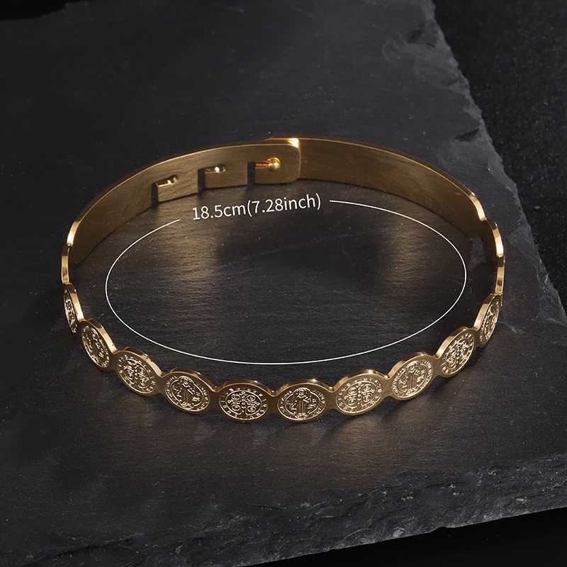 Men Women Catholic San Benito Cross Jesus Stainless Steel Bracelet Religious Jewelry Fashion Amulet Gift forC250411